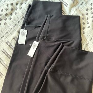 Old Navy medium high rise leggings